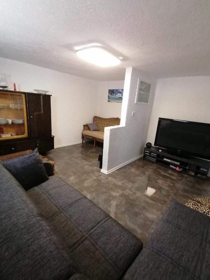 Schoene Einliegerwohnung In Hechingen Eksteriør bilde